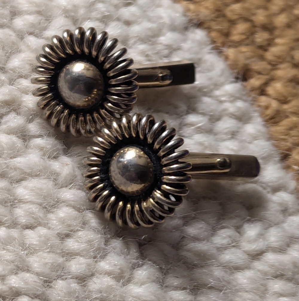 Swank Cufflinks Vintage 1" gold tone snazzy, old money quiet luxury